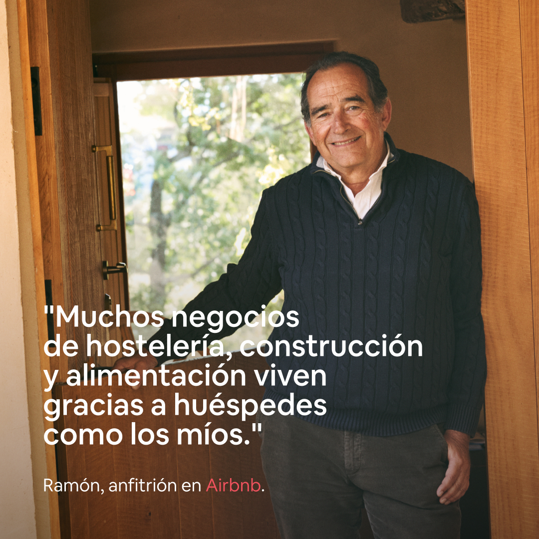 Airbnb Spain carousel ad, card 1 of 5